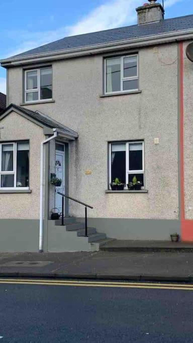 Bumblebee Cottage Donegal Town Esterno foto